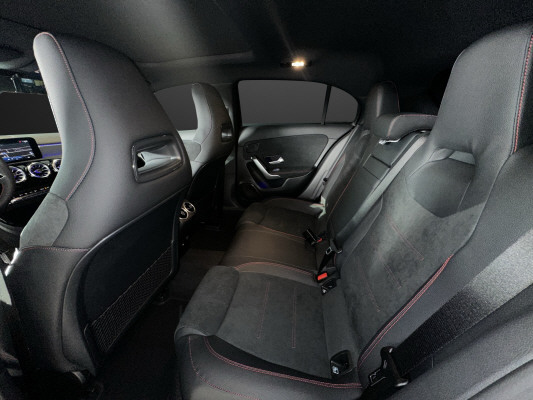 MERCEDES-BENZ A 250 e EQ Star 8G-DCT-image-6