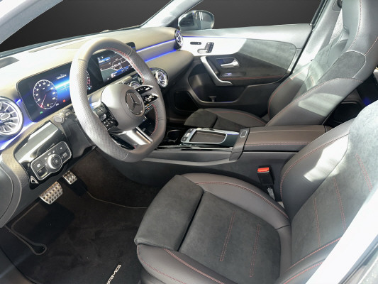 MERCEDES-BENZ A 250 e EQ Star 8G-DCT-image-5