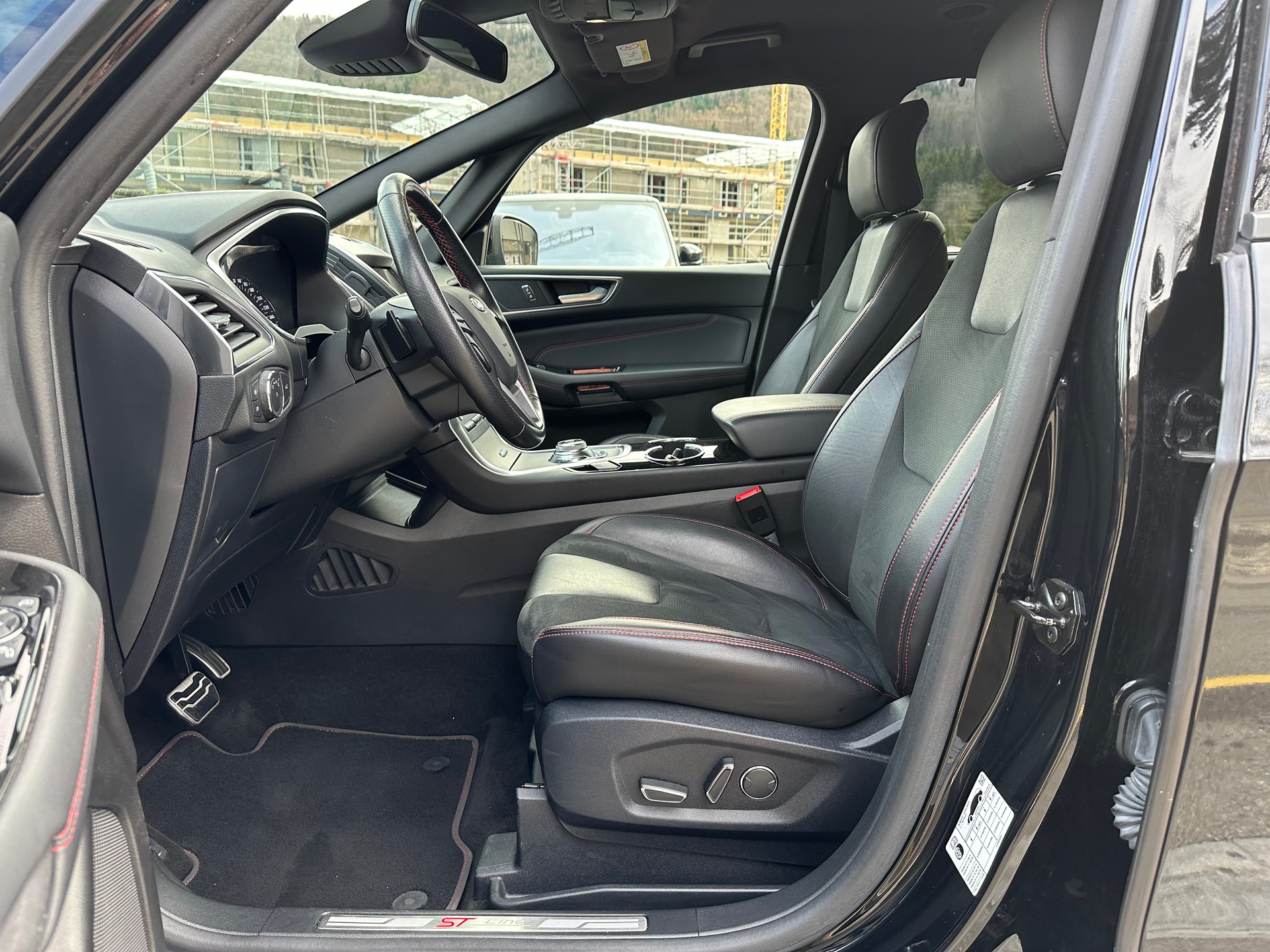 FORD S-Max 2.0 TDCi ST-Line Automatic-image-9