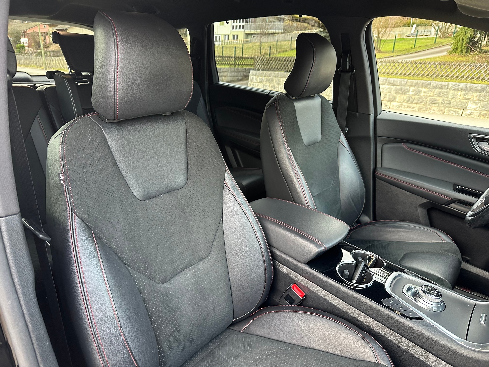 FORD S-Max 2.0 TDCi ST-Line Automatic-image-12