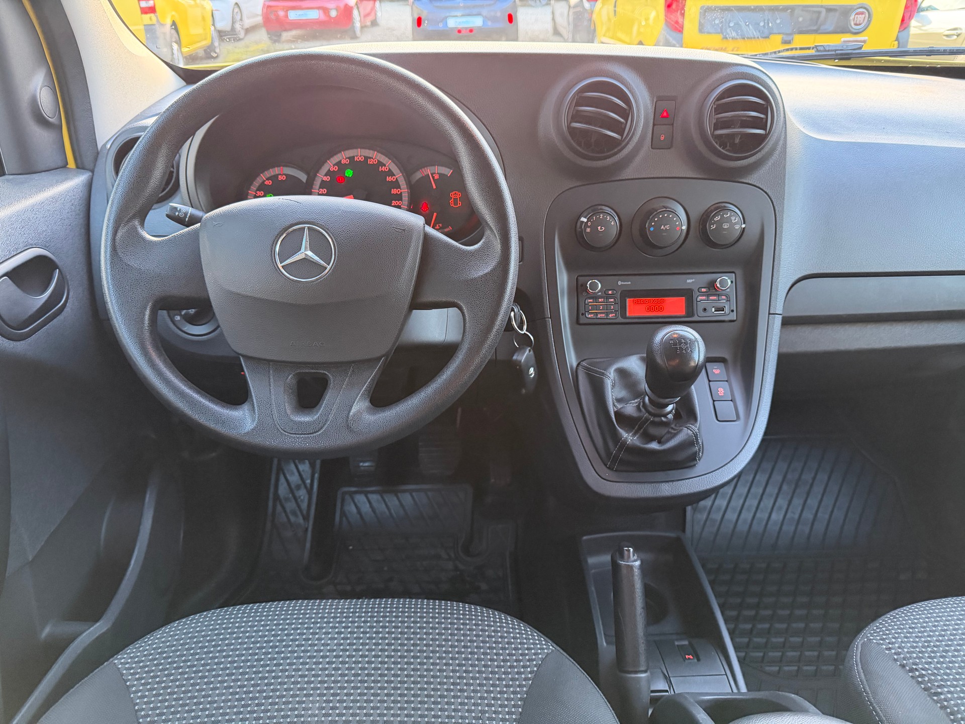 MERCEDES-BENZ Citan 111 CDI EL Mixto Euro 6 - 5 Sitze-image-13