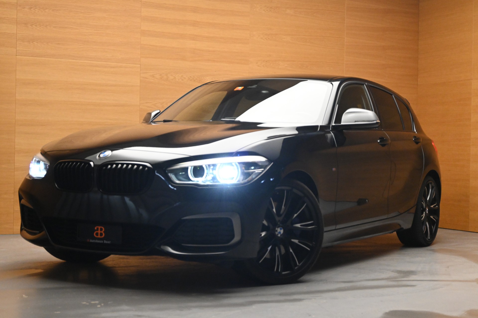 BMW M140i xDrive Steptronic