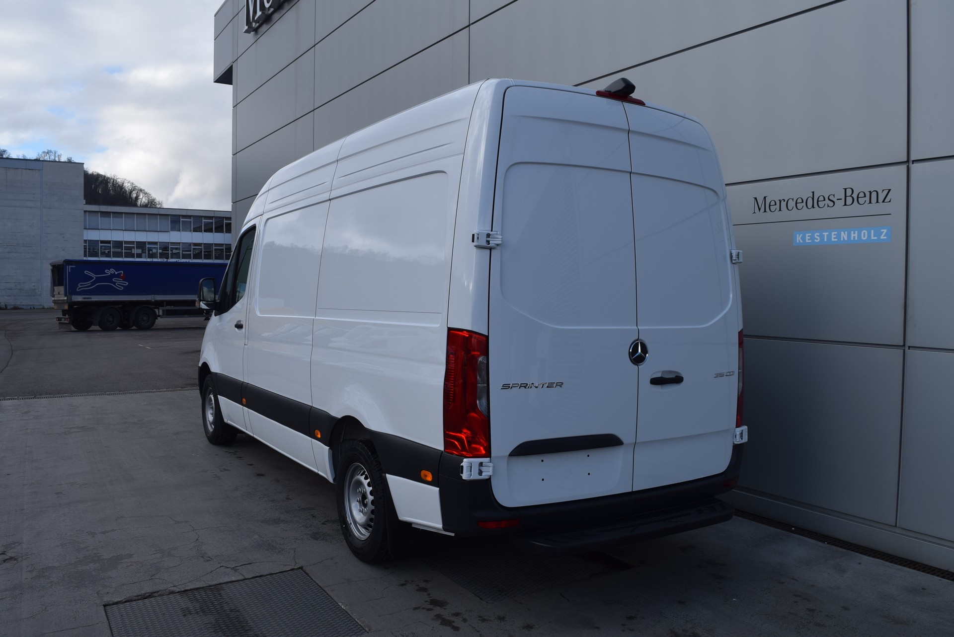 MERCEDES-BENZ Sprinter 315 CDI Standard 9G-TRONIC-showroom-element-3