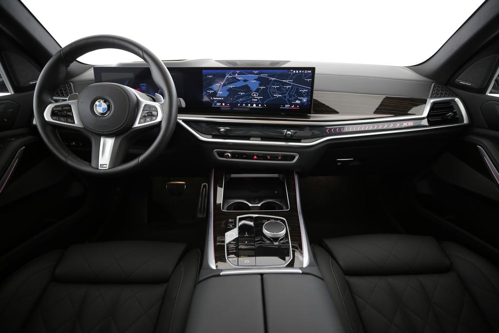 BMW X5 30d xDrive SAG-image-4