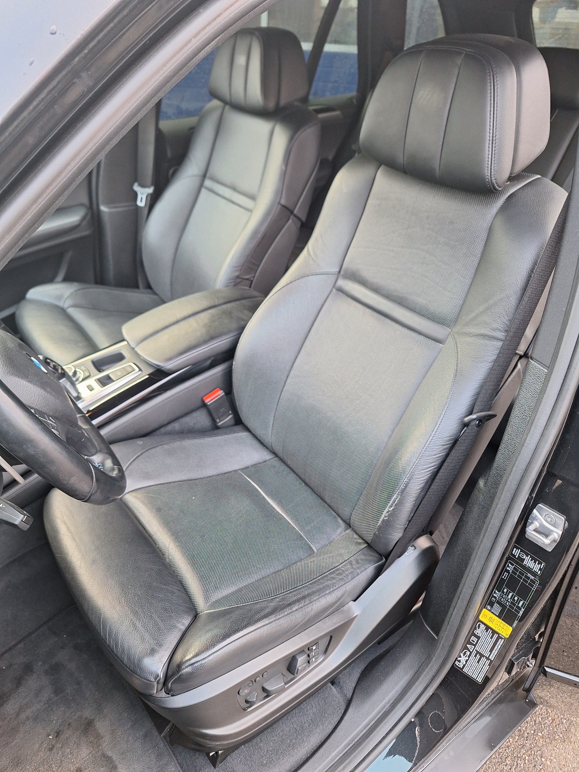 BMW X5 xDrive M Steptronic-image-5