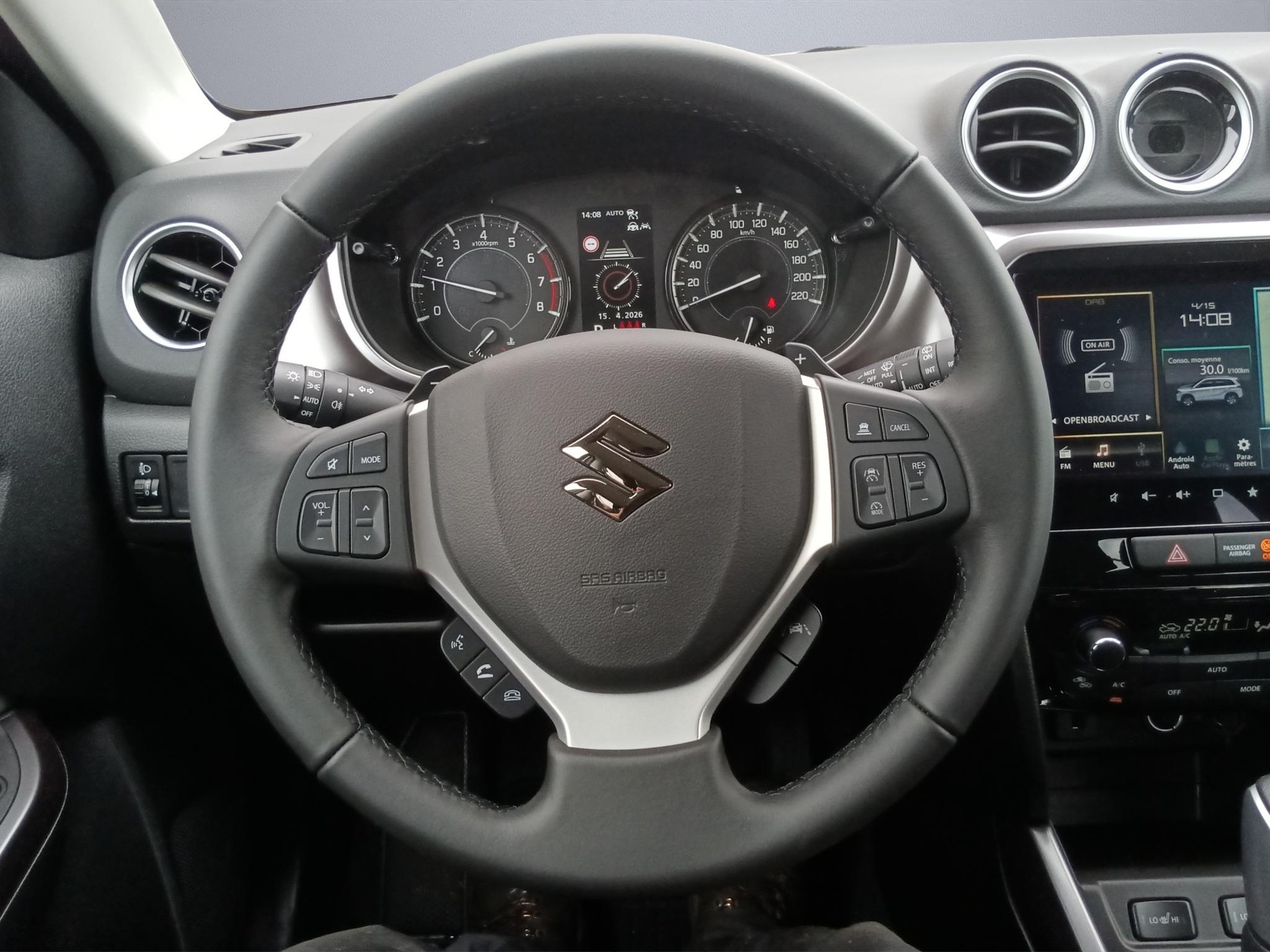 SUZUKI Vitara 1.4 T Compact+ Hybrid 4x4-image-15