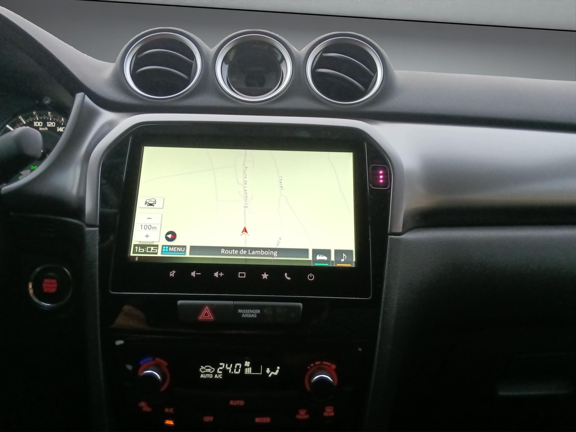 SUZUKI Vitara 1.4 T Compact+ Hybrid 4x4-image-12
