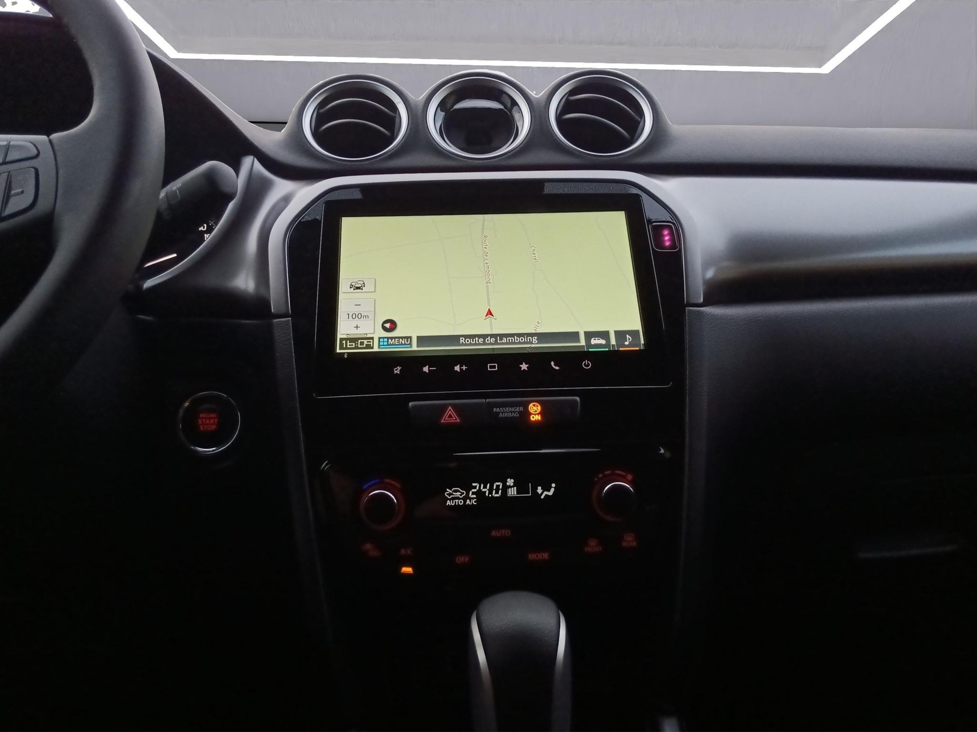 SUZUKI Vitara 1.4 T Compact+ Hybrid 4x4-image-11