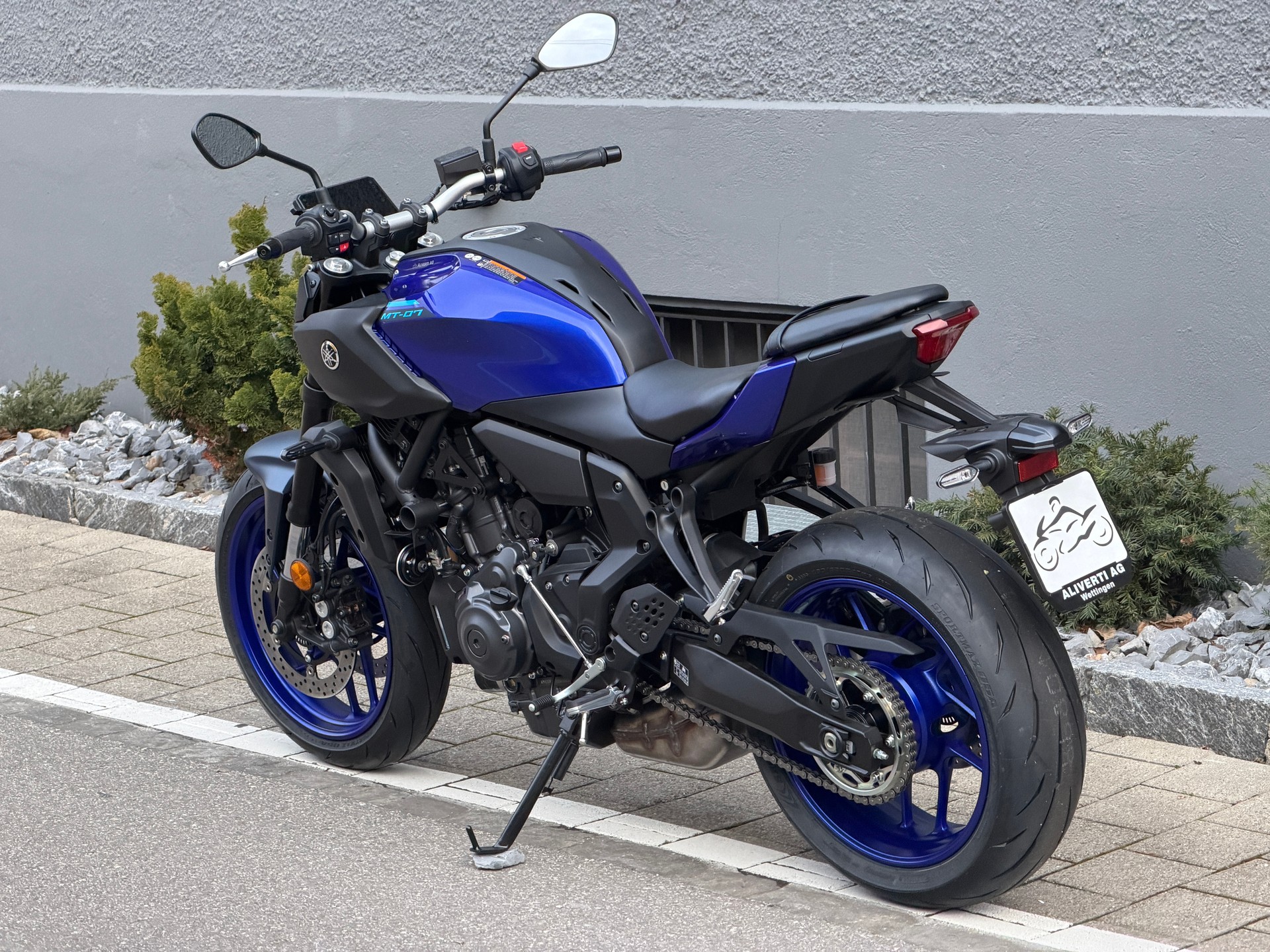 YAMAHA MT-07-image-6