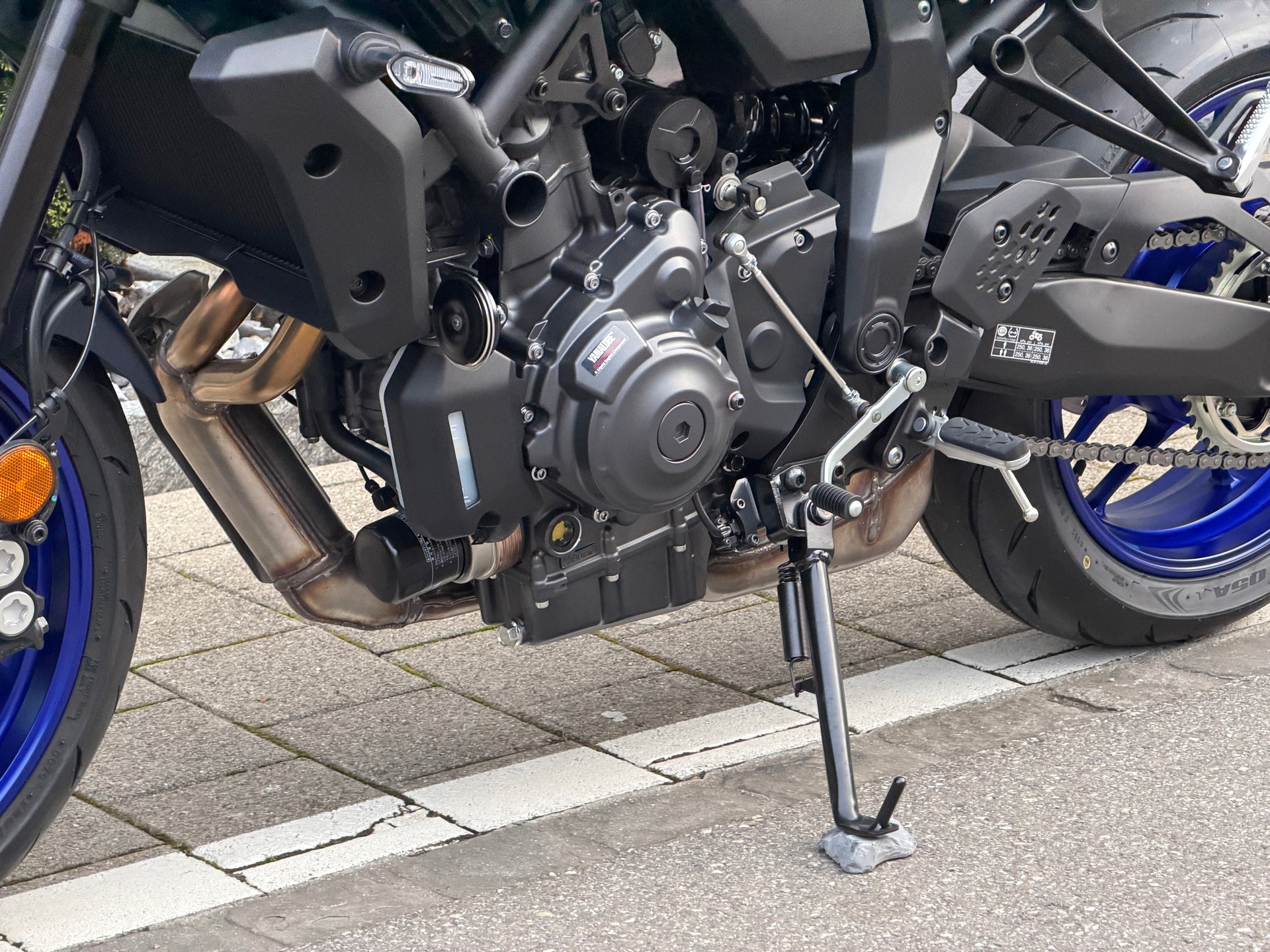 YAMAHA MT-07-showroom-element-3