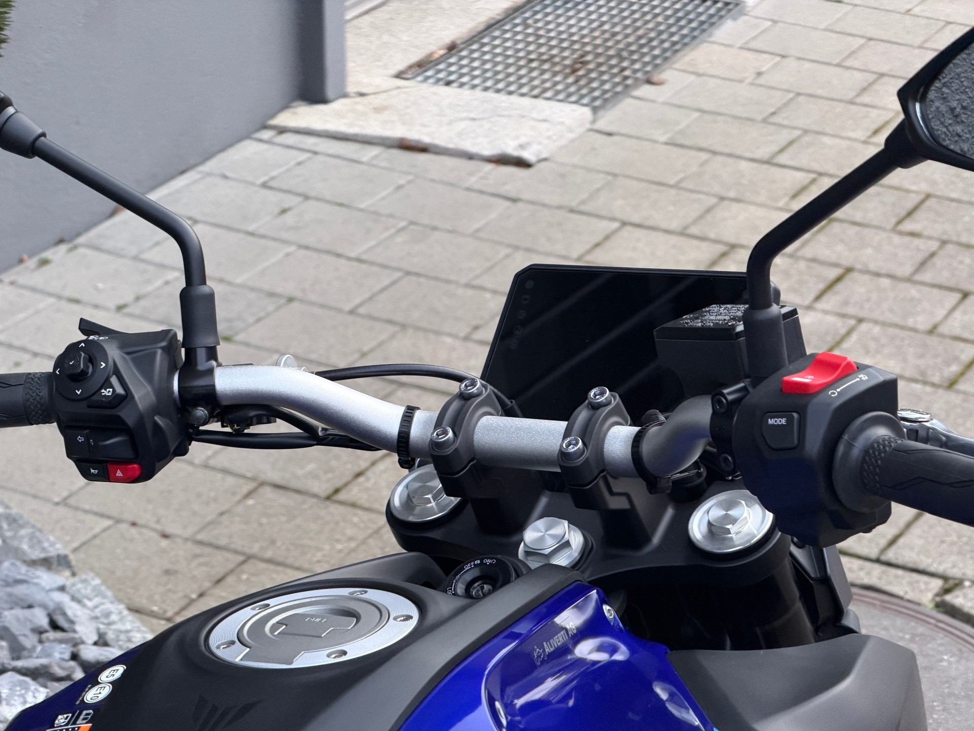 YAMAHA MT-07-image-15