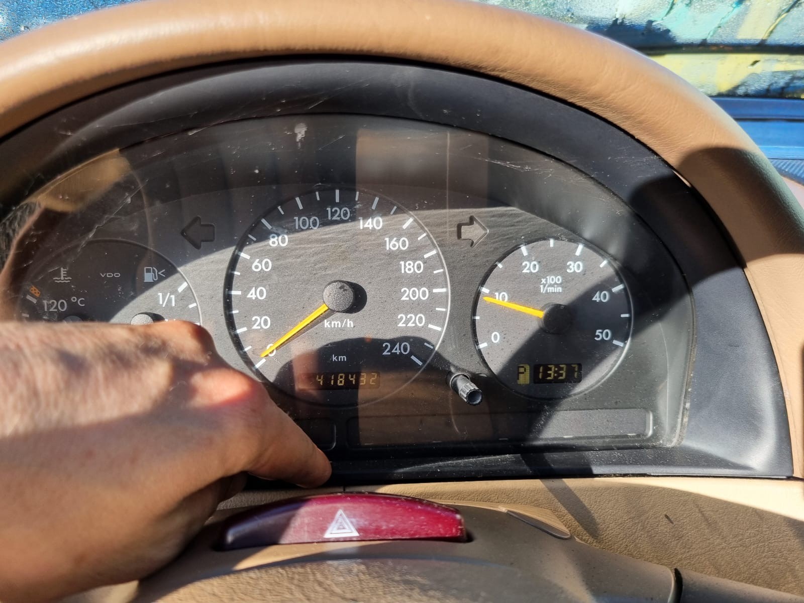 MERCEDES-BENZ ML 270 CDI-image-8