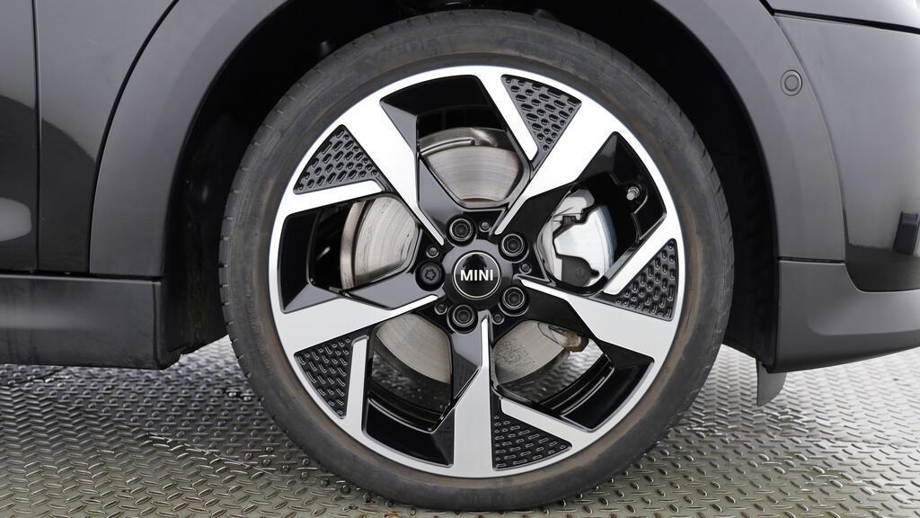 MINI Cooper Cabrio S-image-7