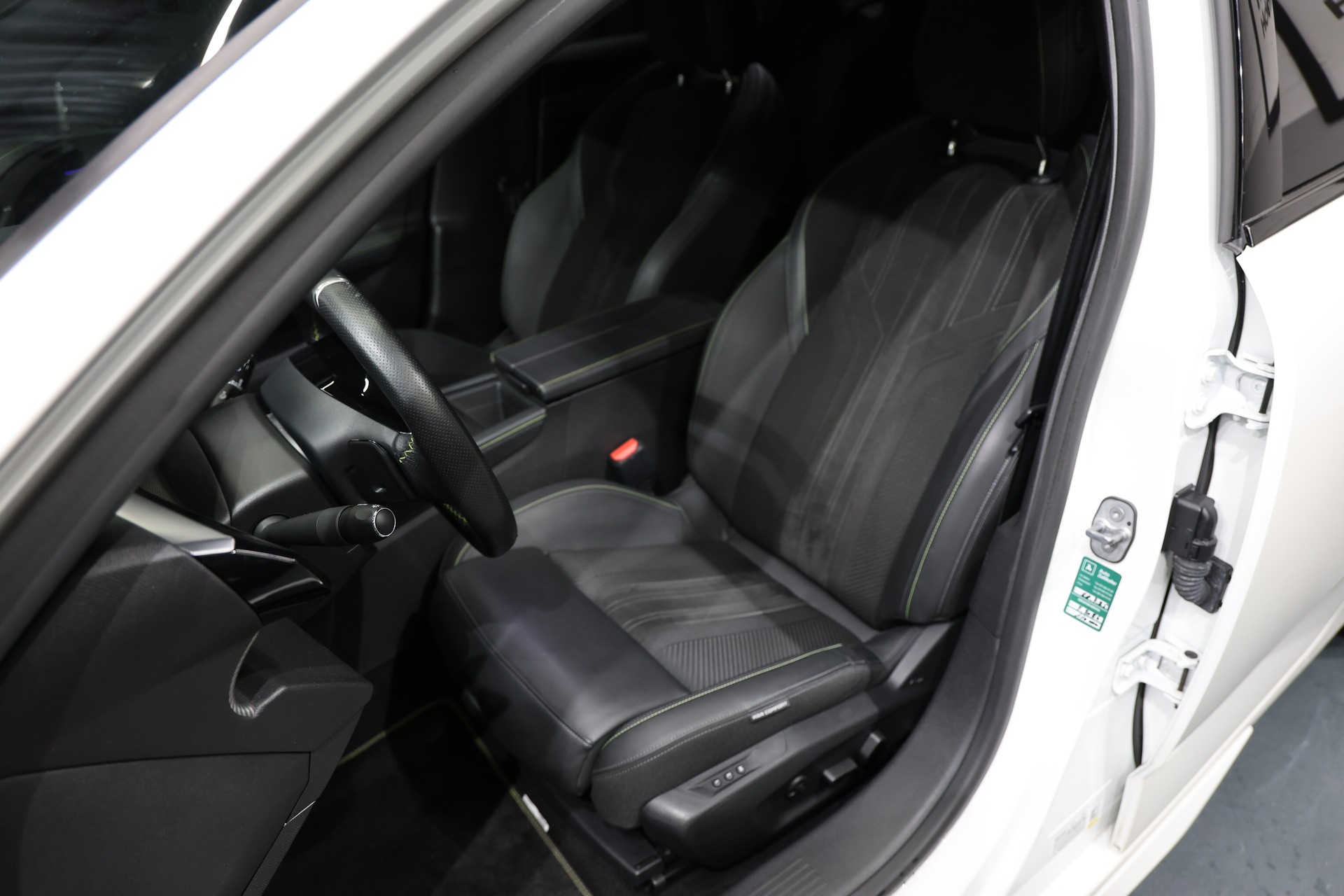 PEUGEOT 308 SW GT Line 1.5 BlueHDI Perlenweiss AHK-image-4