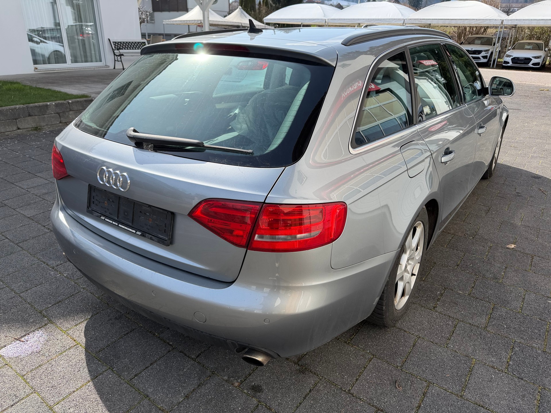 AUDI A4 Avant 3.2 FSI quattro tiptronic-image-7