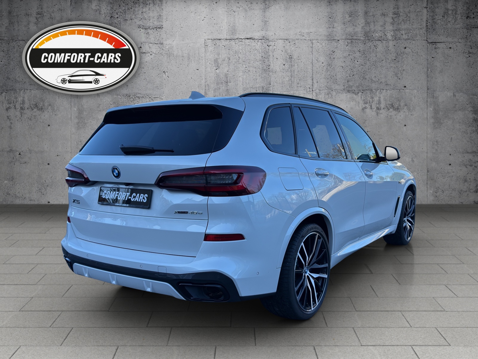 BMW X5 xDrive45e M Sport Steptronic Mineralweiss met.-image-5