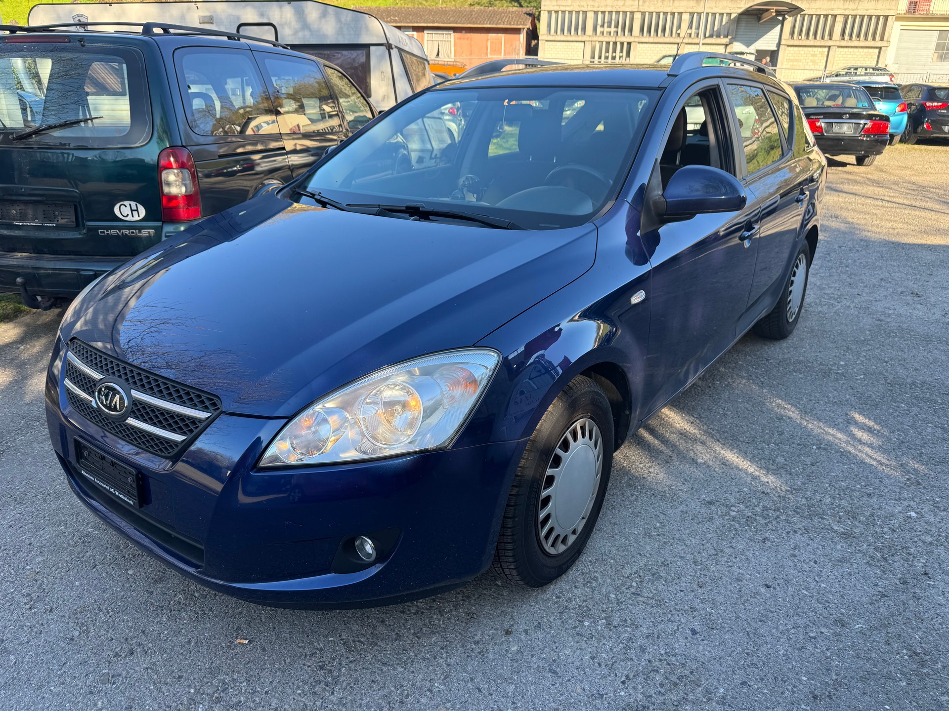 KIA Cee'd Sporty Wagon 1.6 16V Style Automatic-image-1