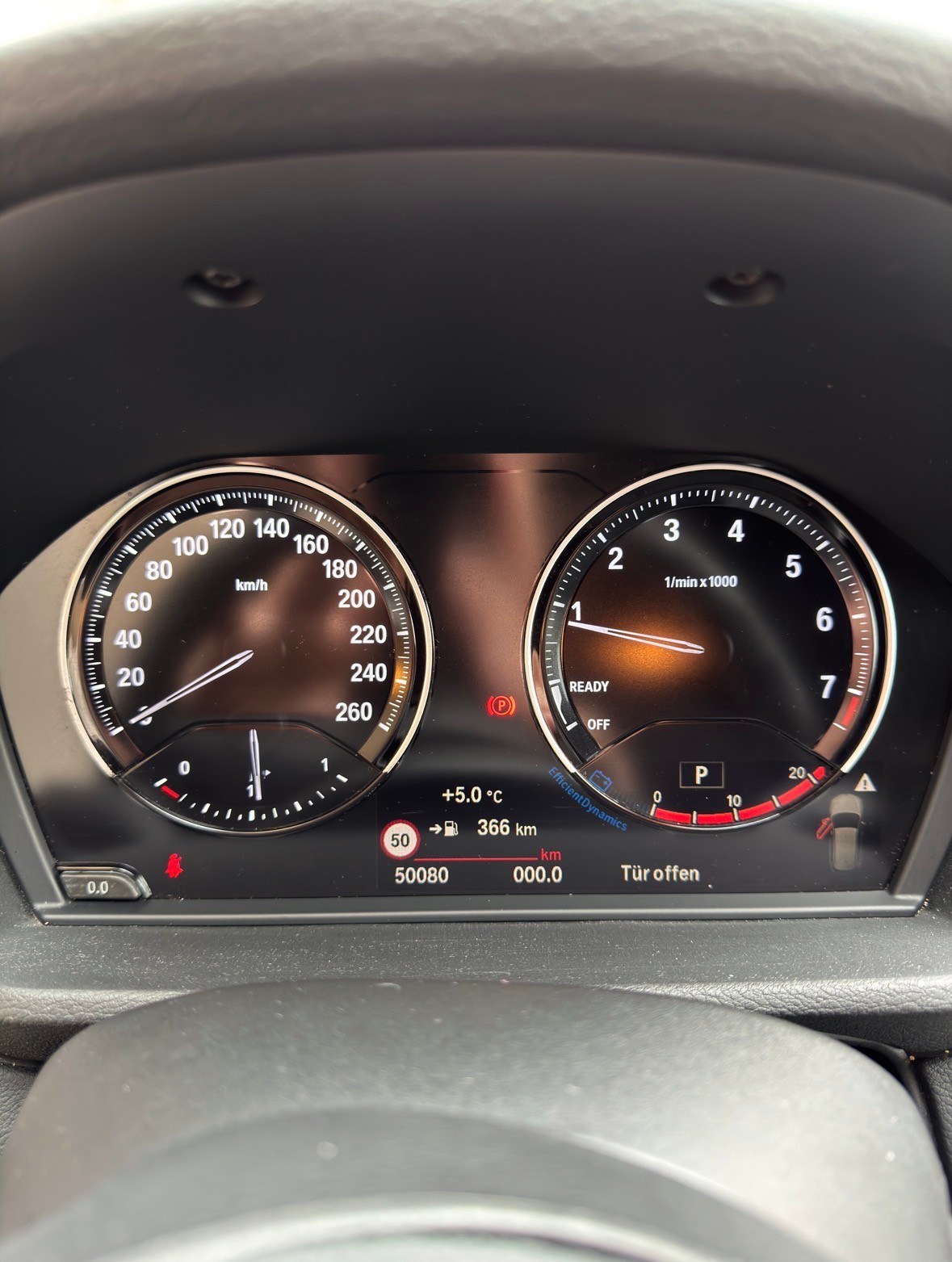 BMW X1 xDrive 20i Steptronic-image-10