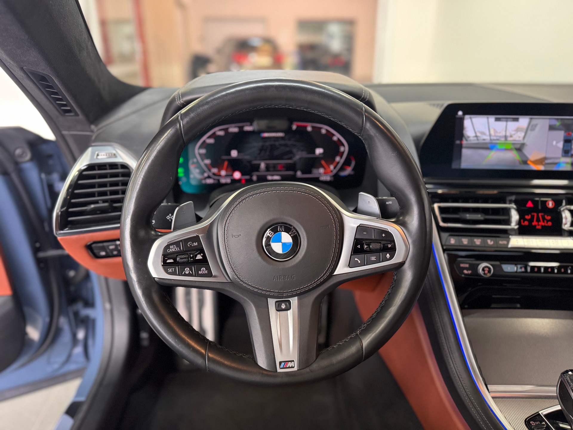 BMW M850i xDrive Steptronic *Night Vision / Soft Close / Laserlicht / Carbon / Alcantara Dachhimmel / Integral Aktivlenkung*-image-9