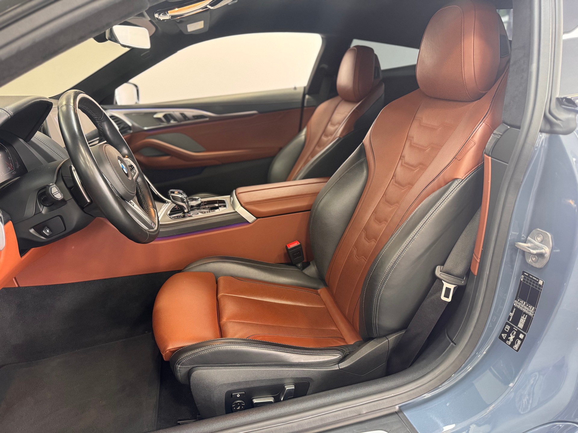 BMW M850i xDrive Steptronic *Night Vision / Soft Close / Laserlicht / Carbon / Alcantara Dachhimmel / Integral Aktivlenkung*-image-7