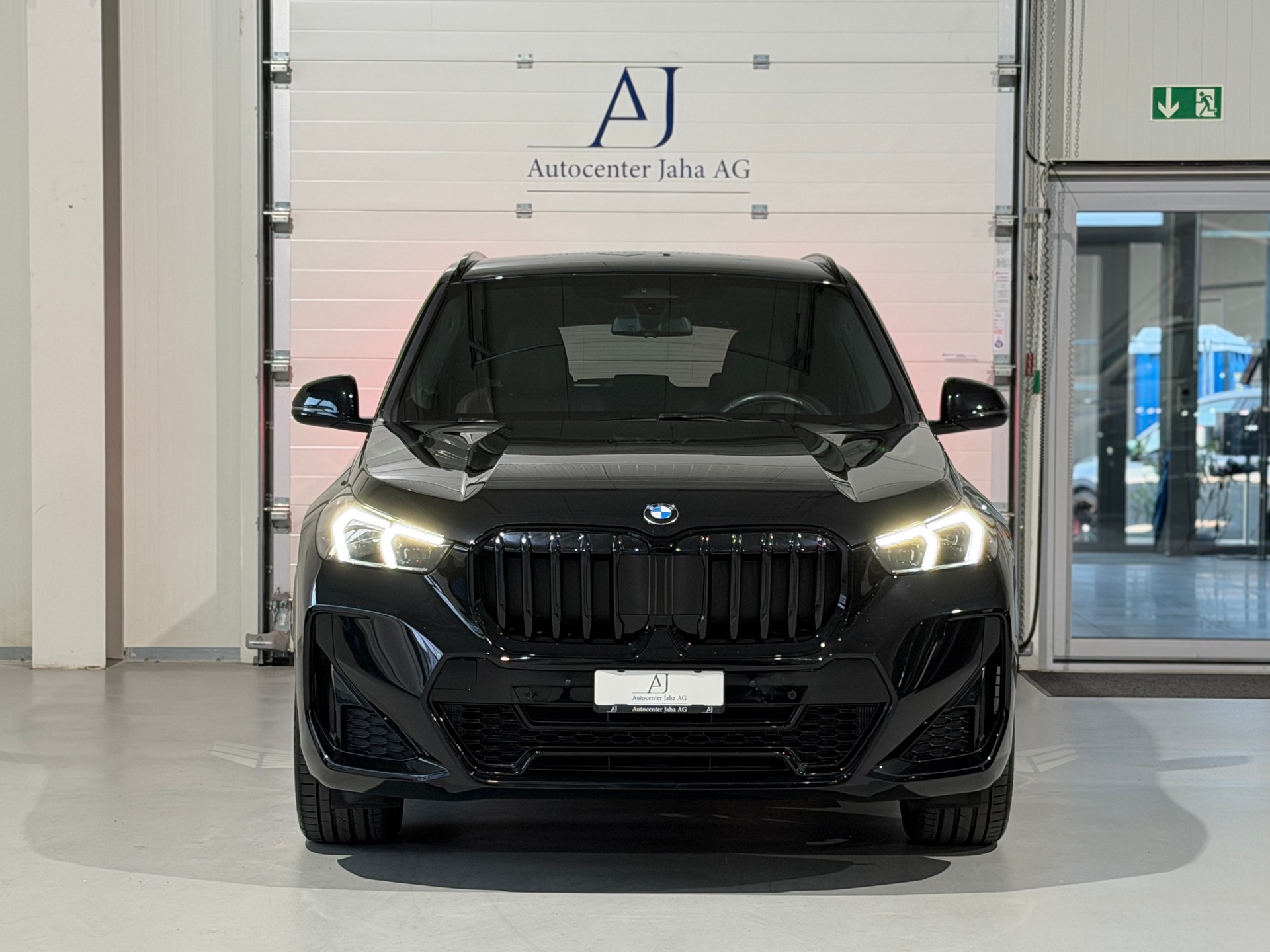BMW X1 xDrive 20d 48V M Sport Pro inkl. Werksgarantie-image-3