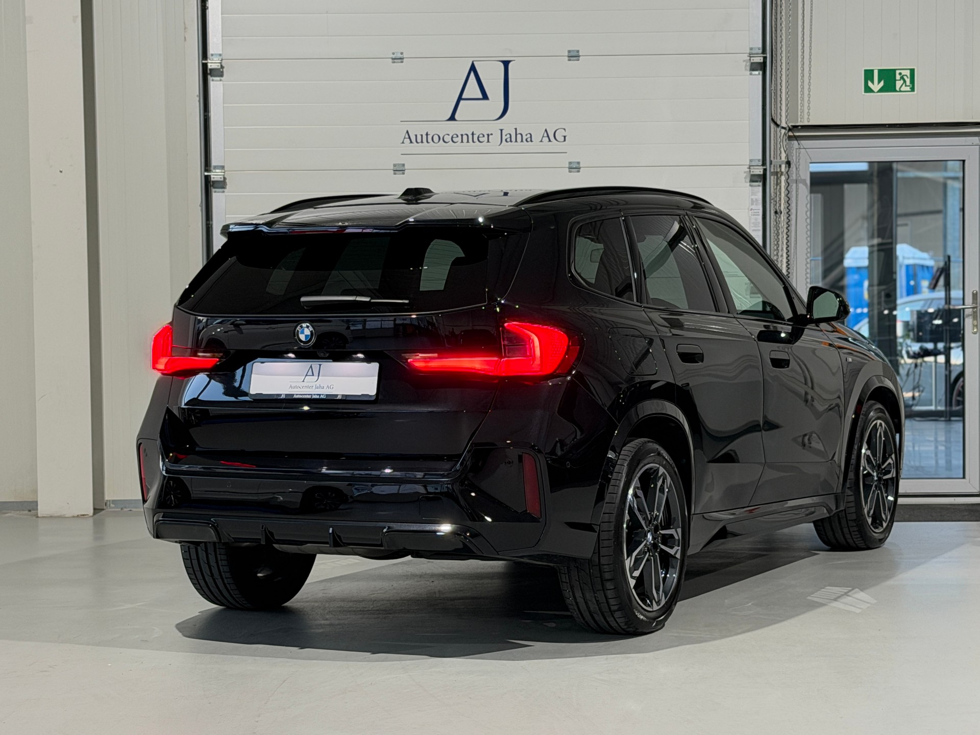 BMW X1 xDrive 20d 48V M Sport Pro inkl. Werksgarantie-image-5