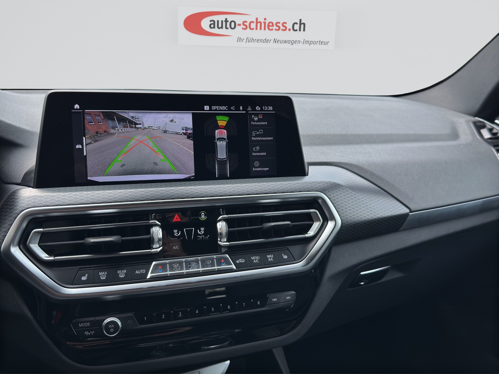 BMW X3 xDrive 20i M Sport-image-12