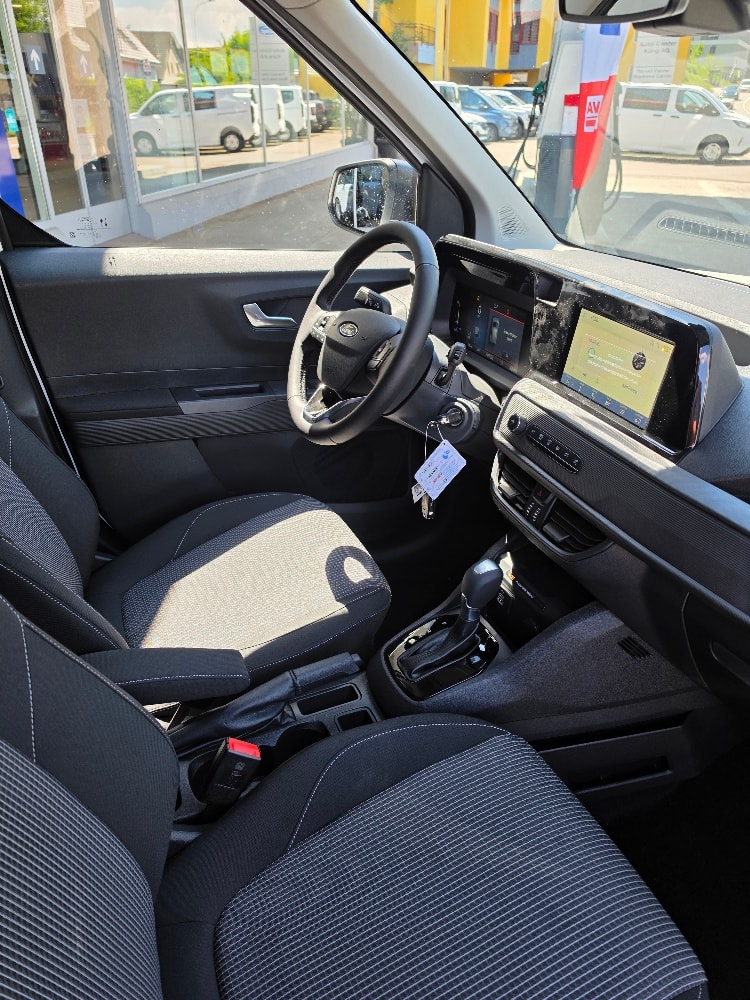 FORD Transit Courier DKab. 1.0 EcoBoost Trend Automat-image-9