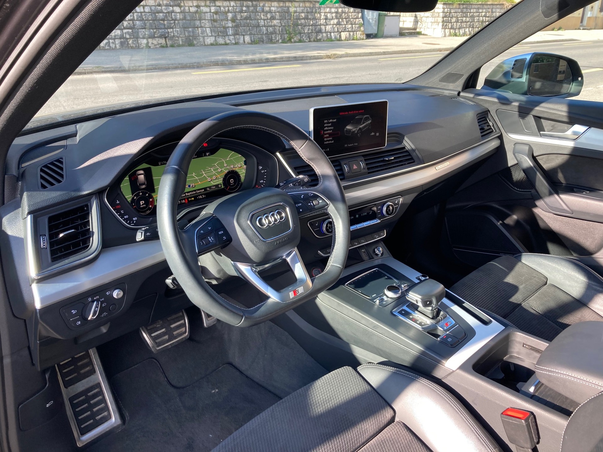AUDI SQ5 TDI quattro-image-9