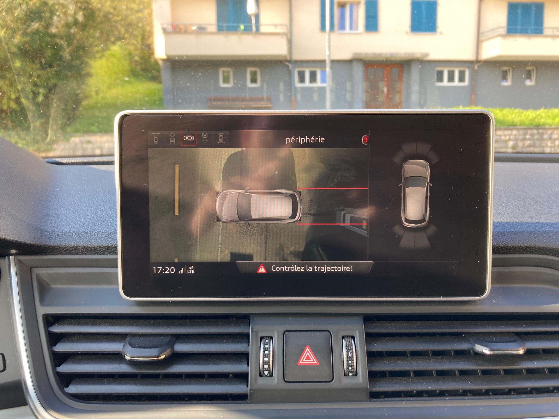AUDI SQ5 TDI quattro-image-12