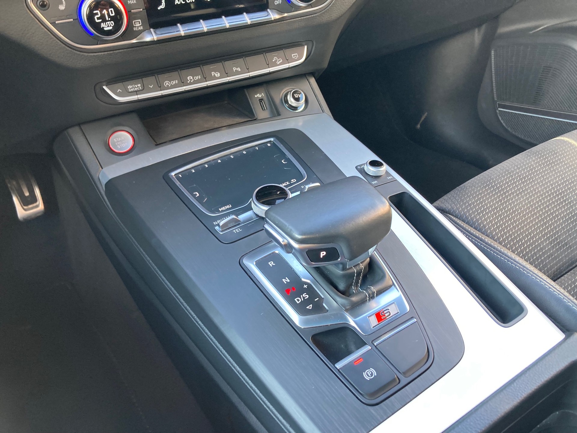 AUDI SQ5 TDI quattro-image-13