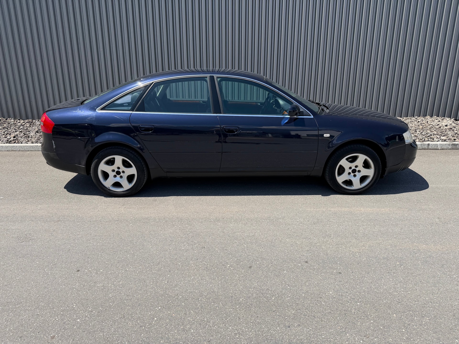 AUDI A6 2.8 quattro Advance-image-11