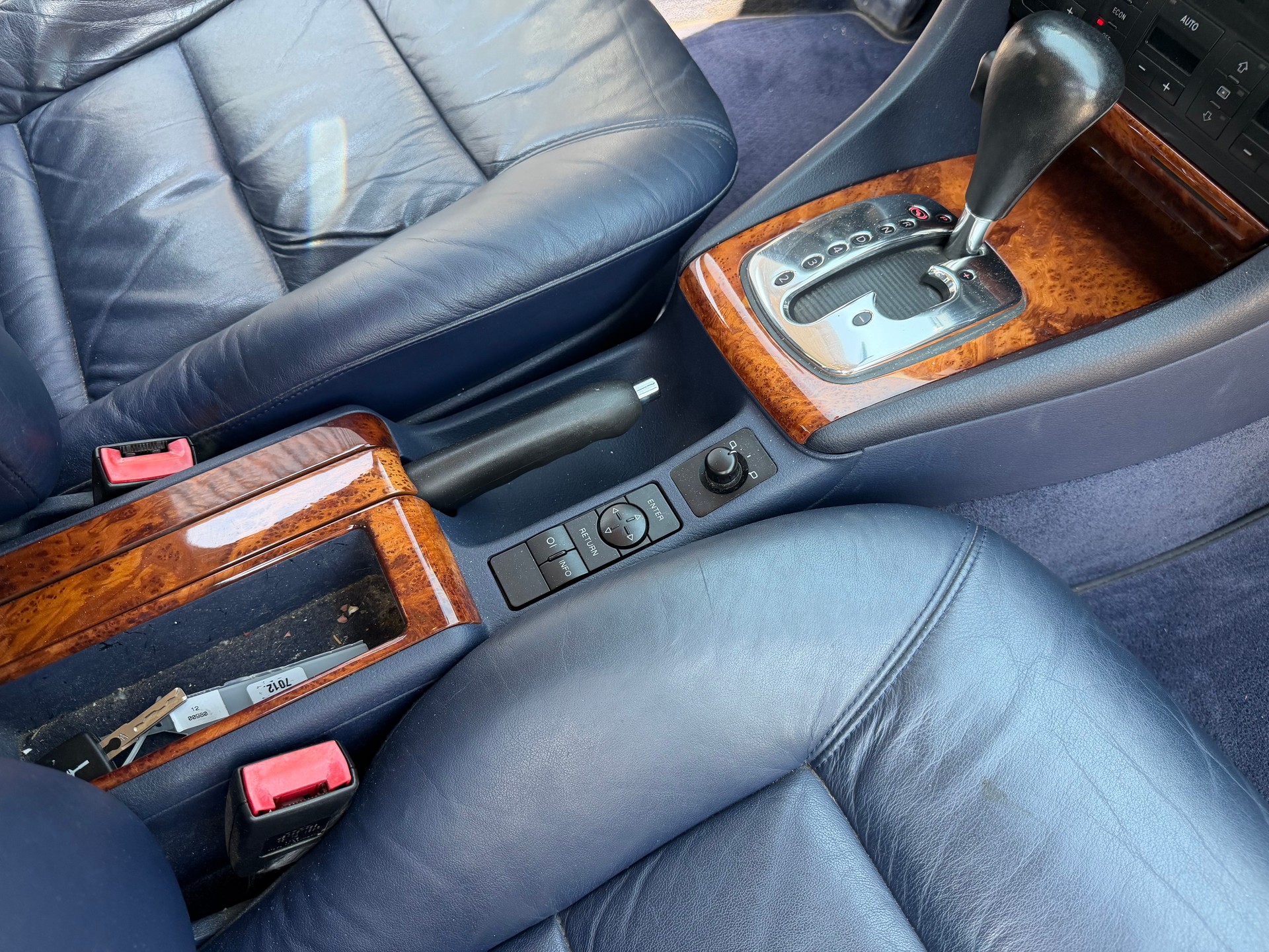 AUDI A6 2.8 quattro Advance-image-35