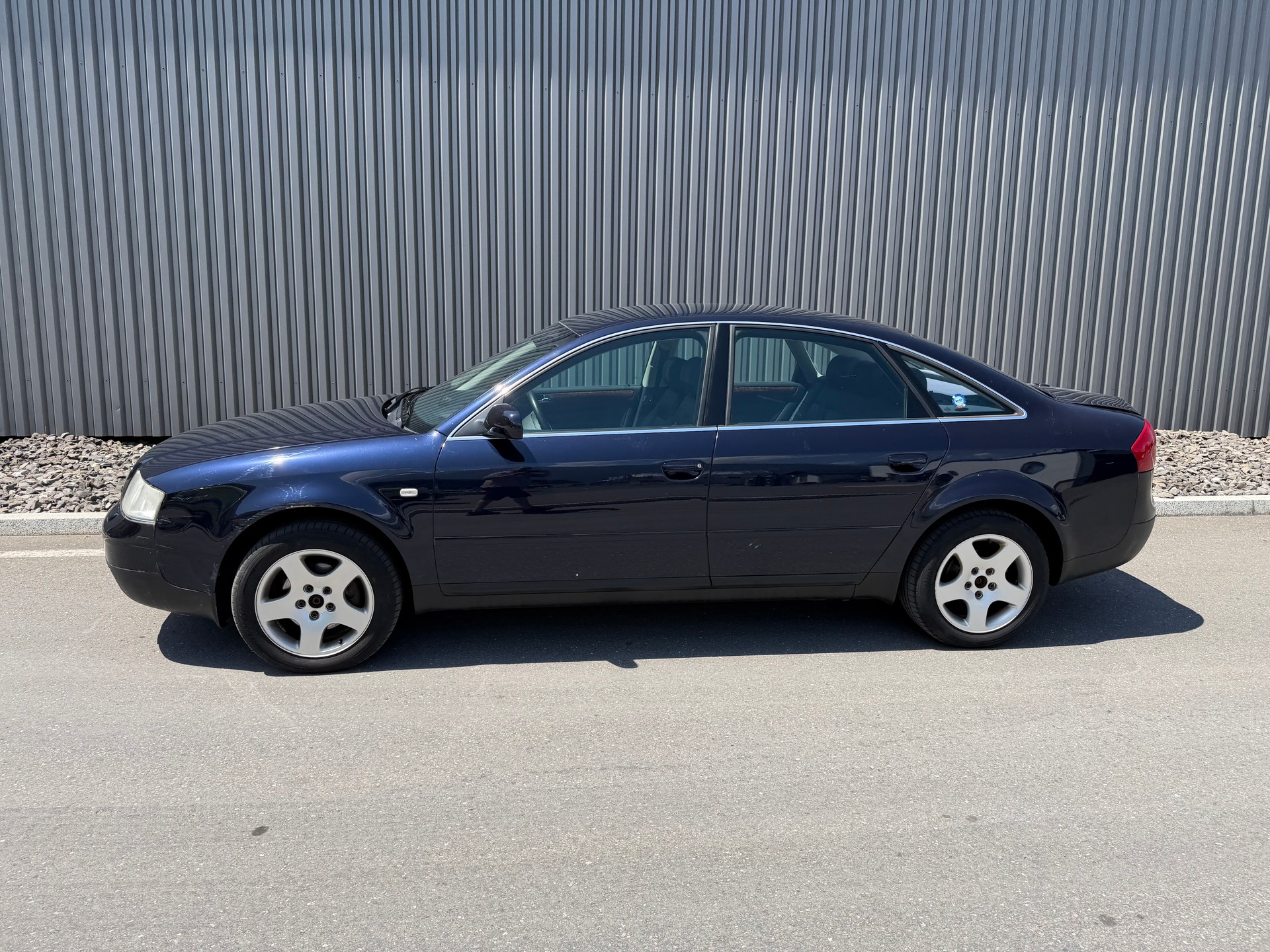 AUDI A6 2.8 quattro Advance-showroom-element-1