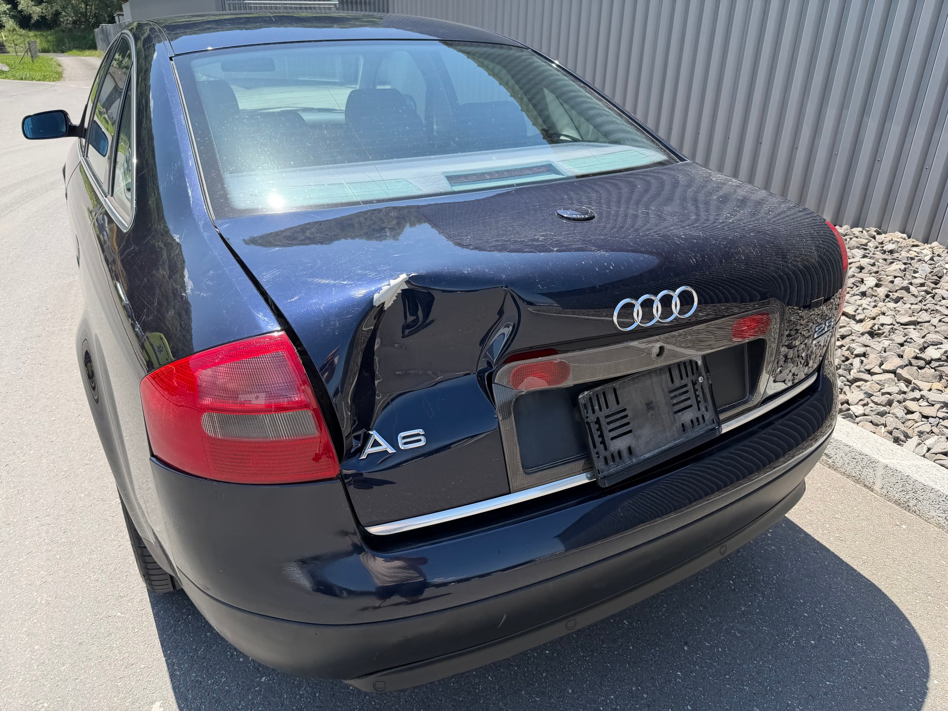 AUDI A6 2.8 quattro Advance-showroom-element-3