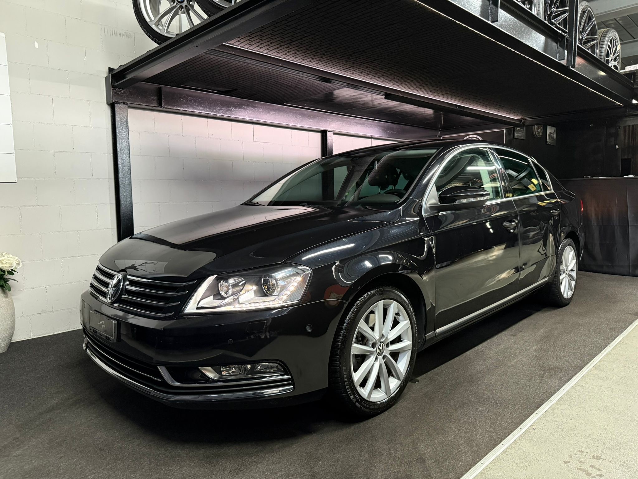 VW Passat 2.0 TDI BlueMotion Technology Highline — slika 1