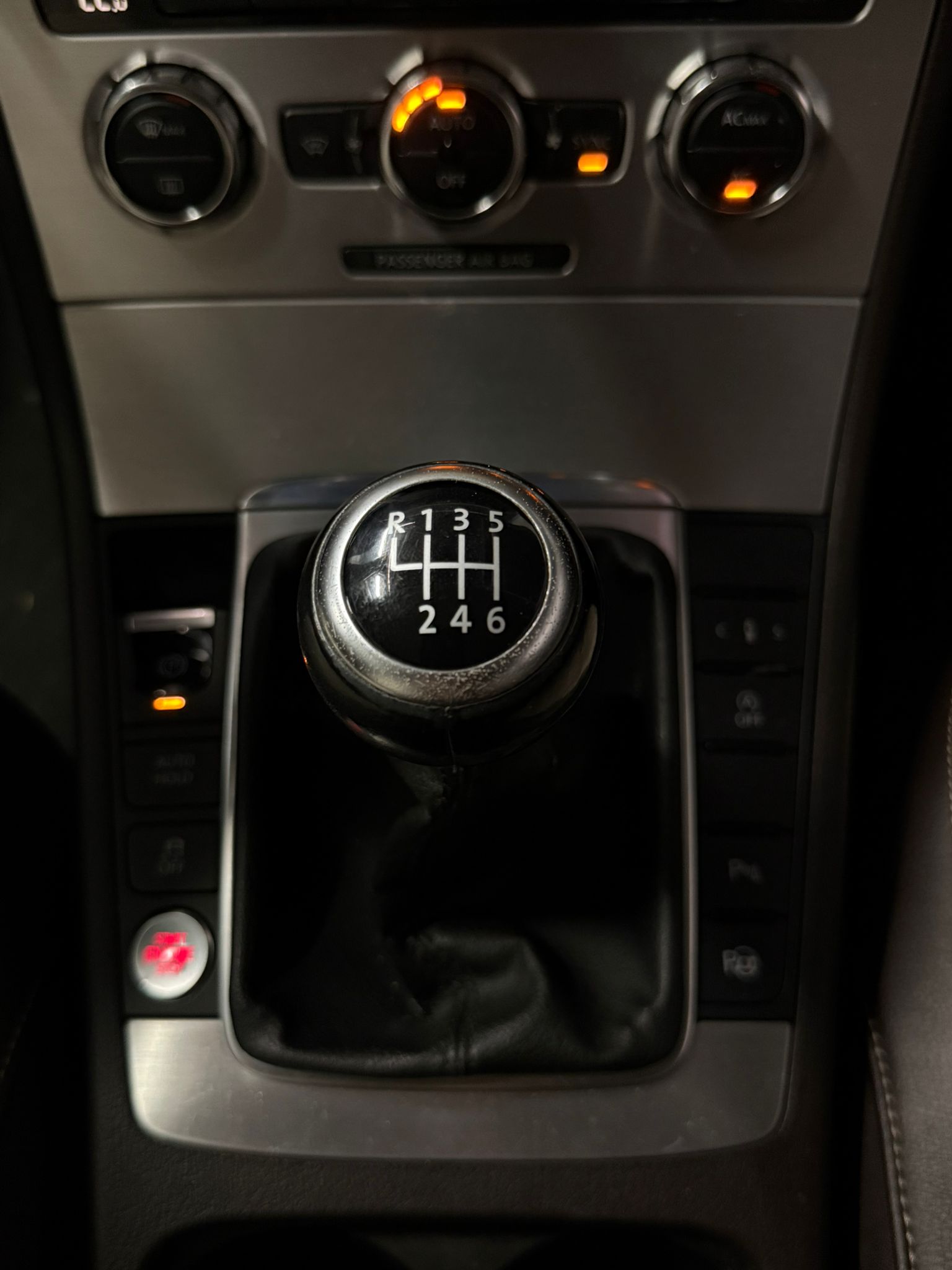 VW Passat 2.0 TDI BlueMotion Technology Highline — slika 17