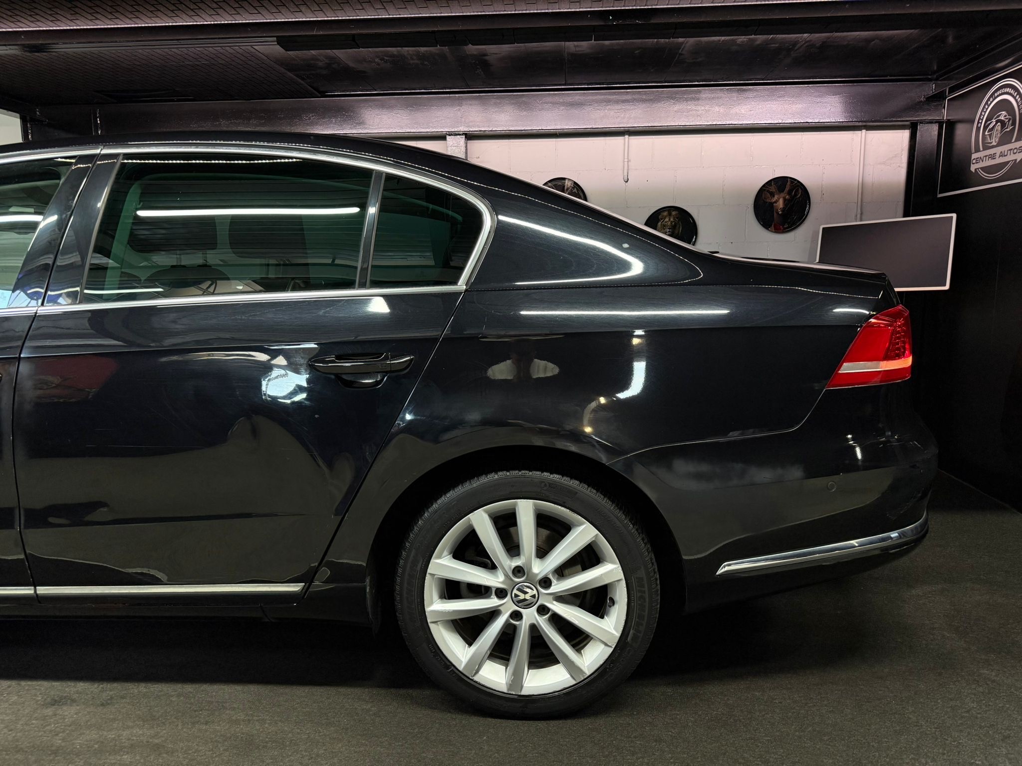 VW Passat 2.0 TDI BlueMotion Technology Highline — slika 8