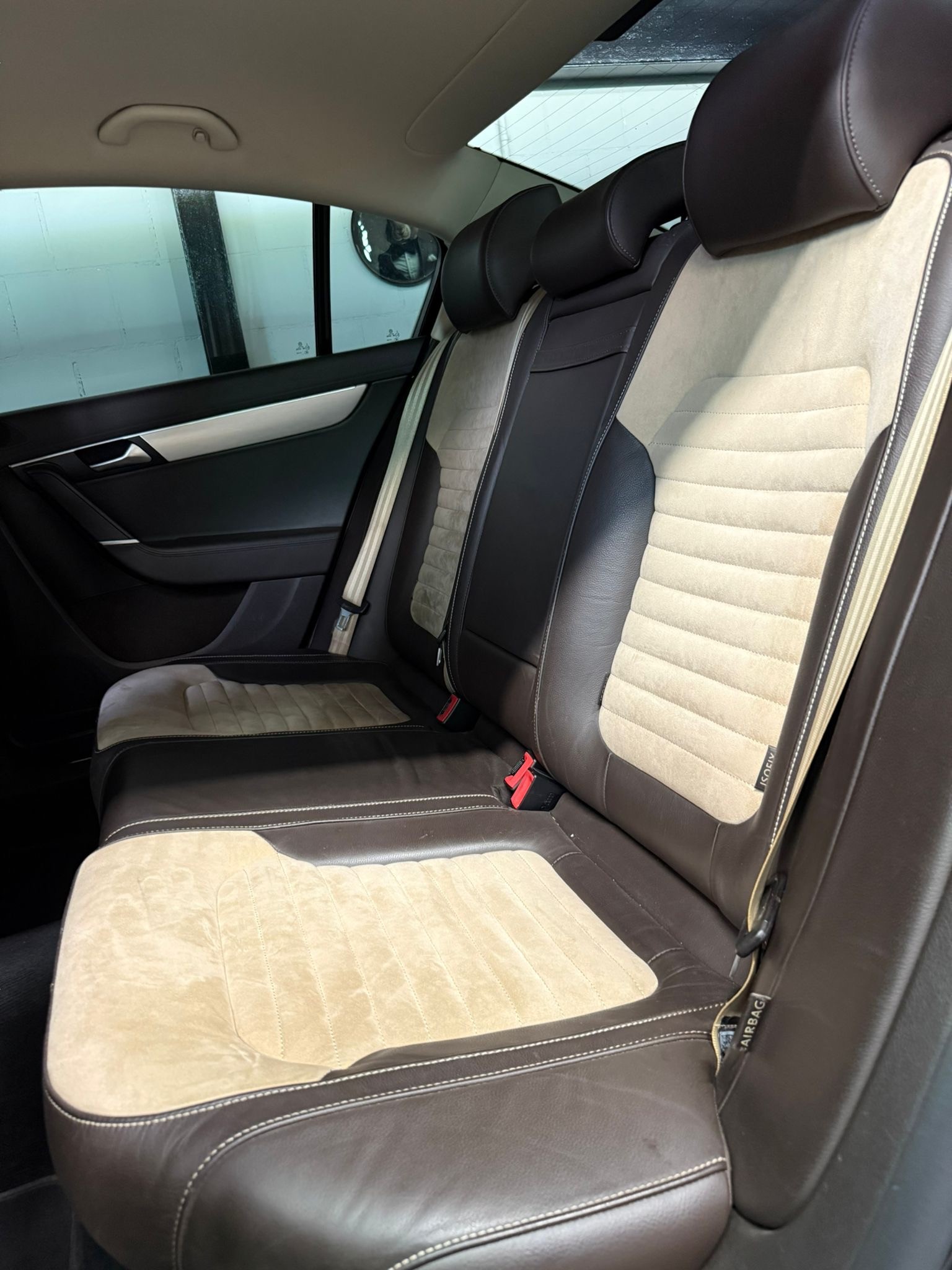 VW Passat 2.0 TDI BlueMotion Technology Highline — slika 11