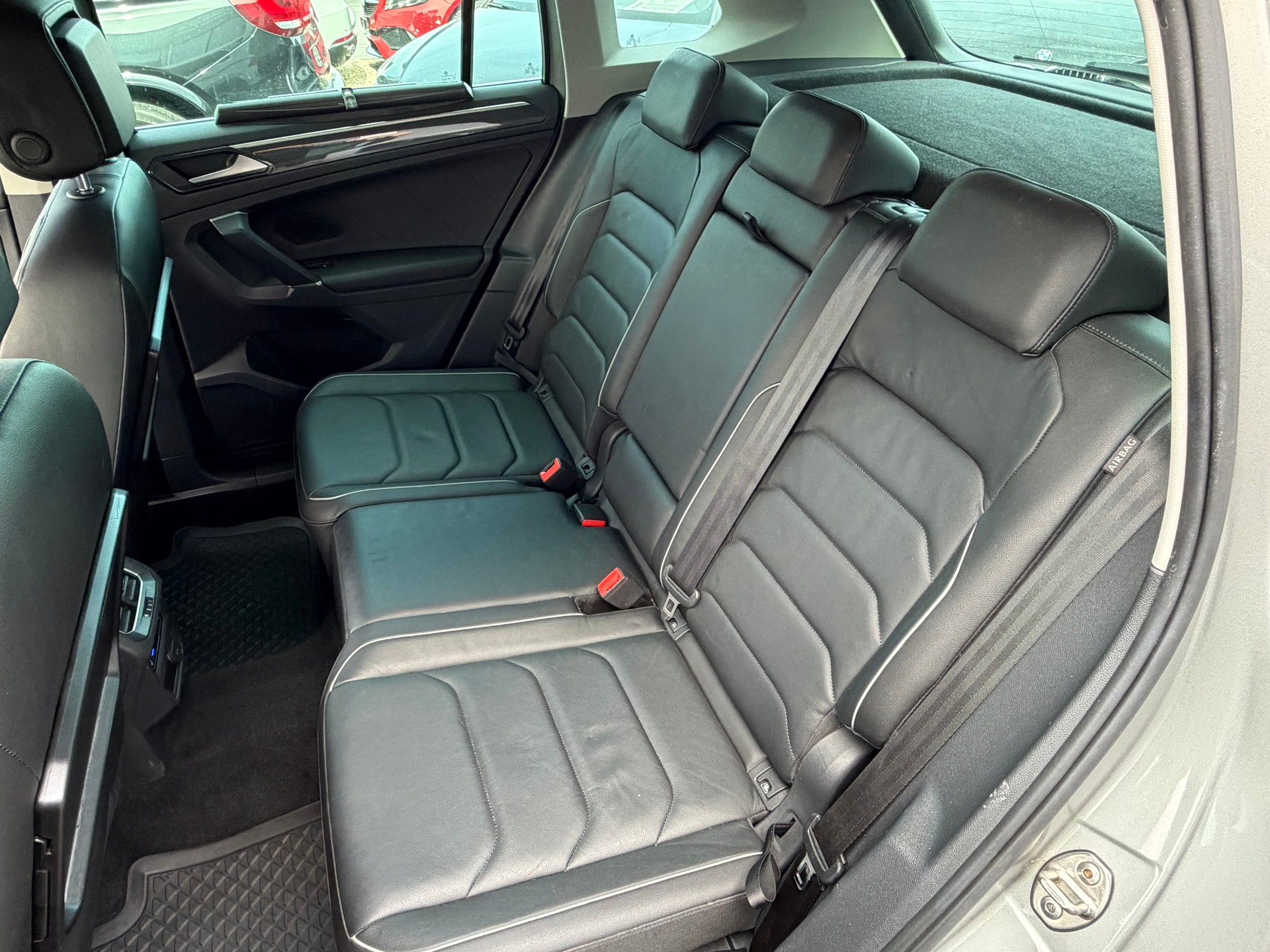 VW Tiguan 2.0 TDI SCR Highline4Motion DSG-image-12