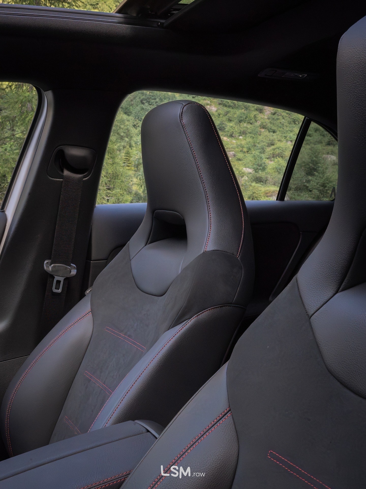 MERCEDES-BENZ A 200 AMG Line-image-8