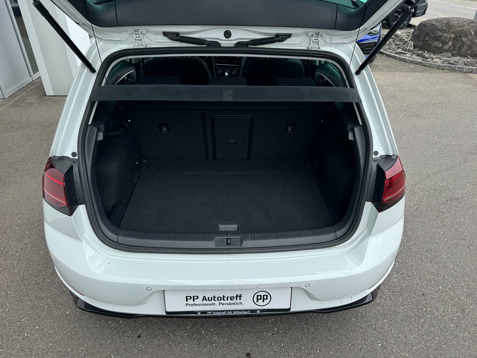 VW Golf 1.5 TSI EVO Edition 45 DSG-image-4
