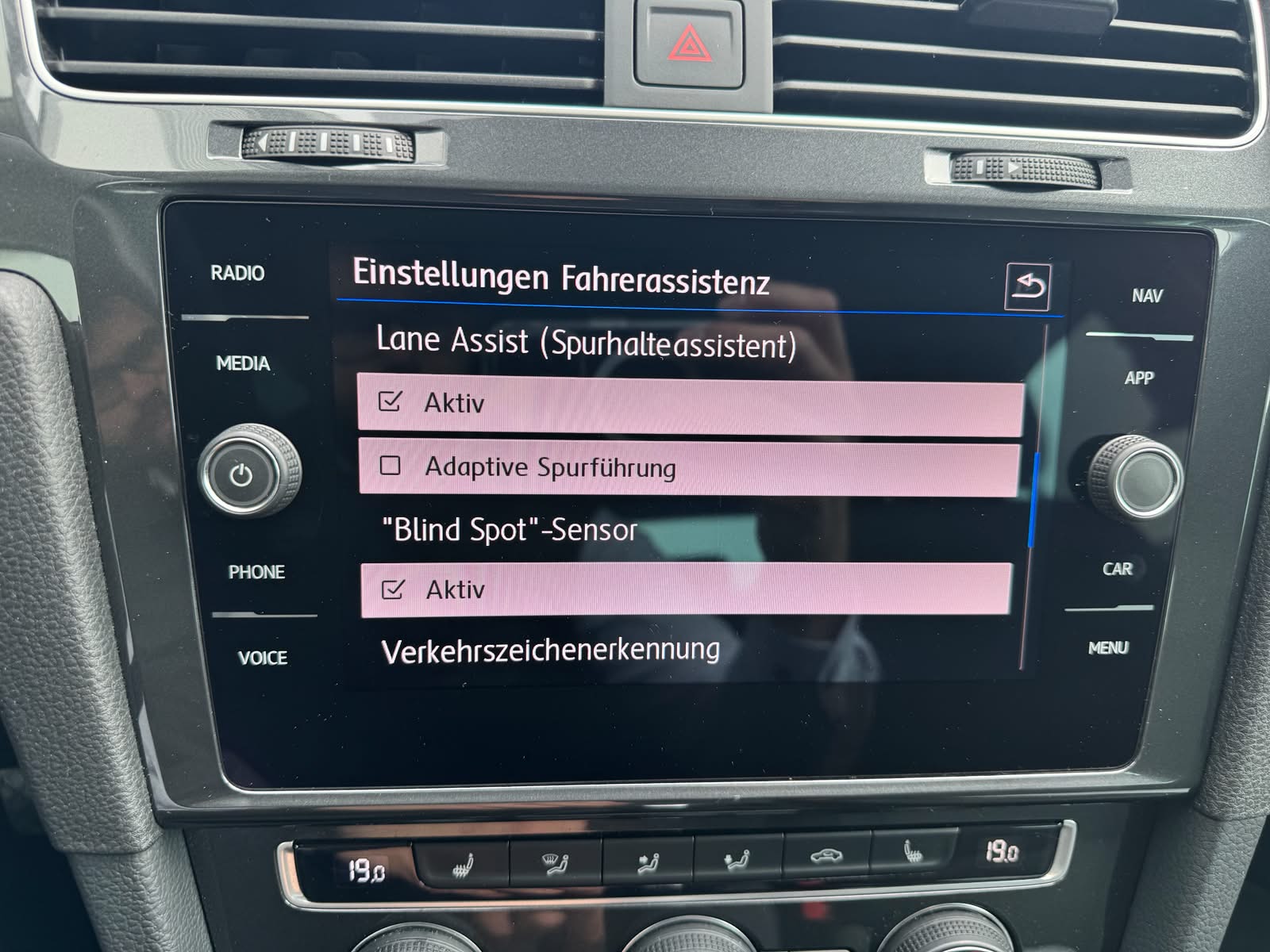 VW Golf 1.5 TSI EVO Edition 45 DSG-image-11