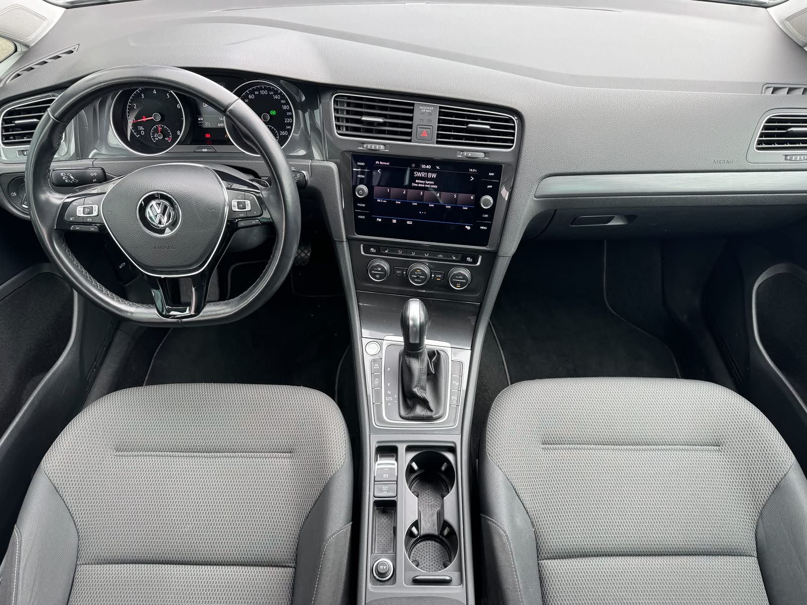 VW Golf 1.5 TSI EVO Edition 45 DSG-image-6