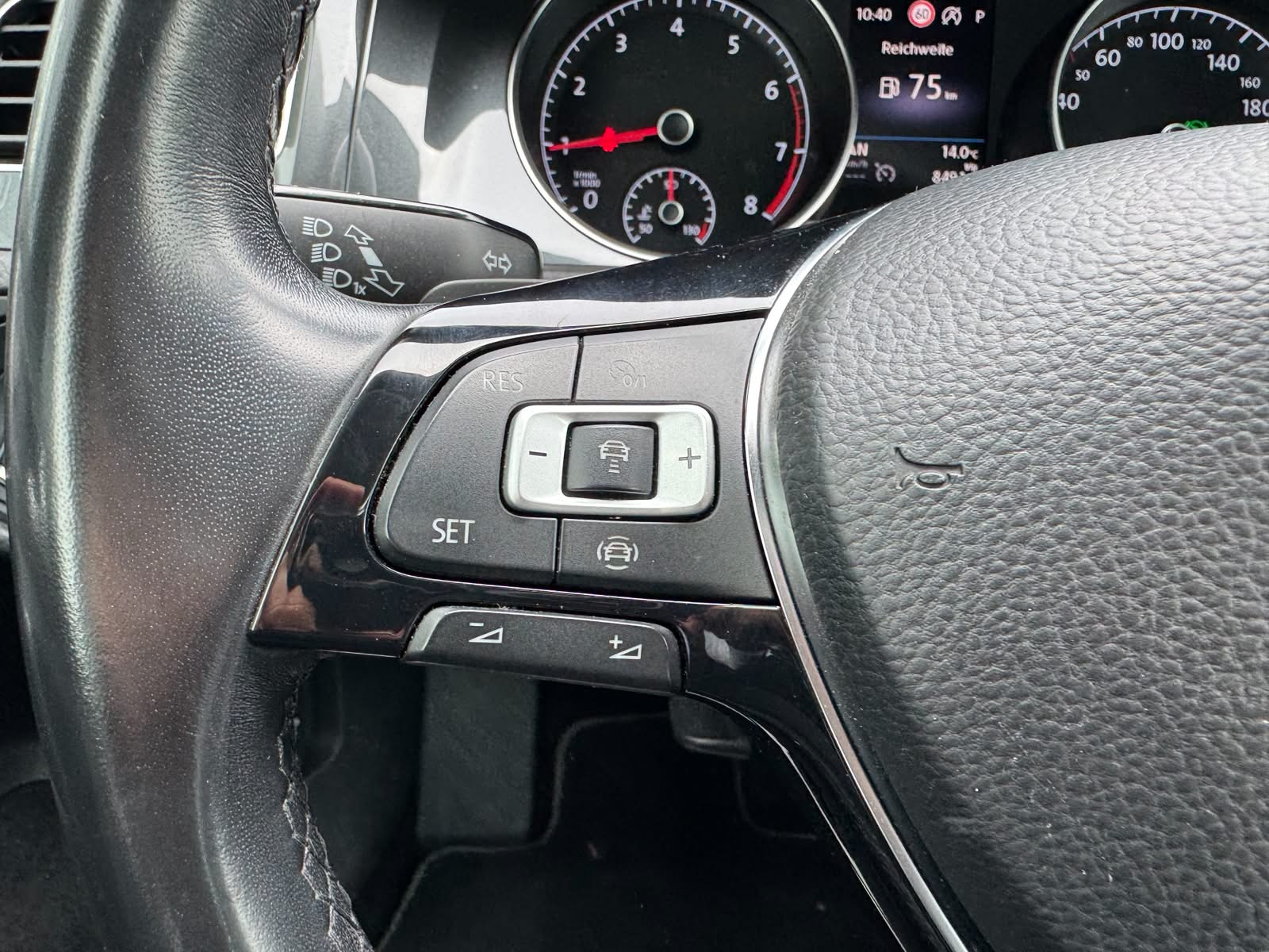 VW Golf 1.5 TSI EVO Edition 45 DSG-image-7