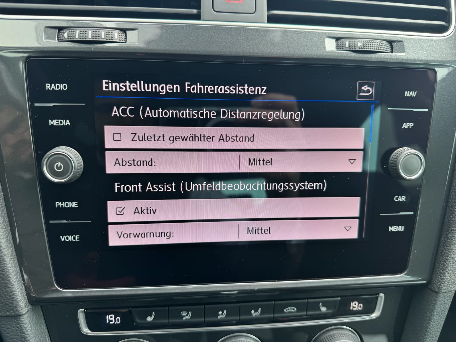 VW Golf 1.5 TSI EVO Edition 45 DSG-image-10
