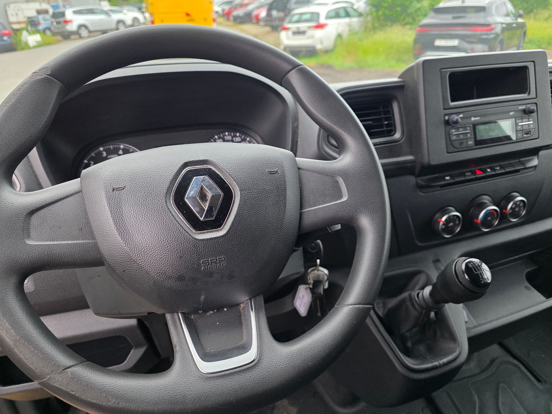 RENAULT Master T35 2.3dCi 135 L3H3-image-10