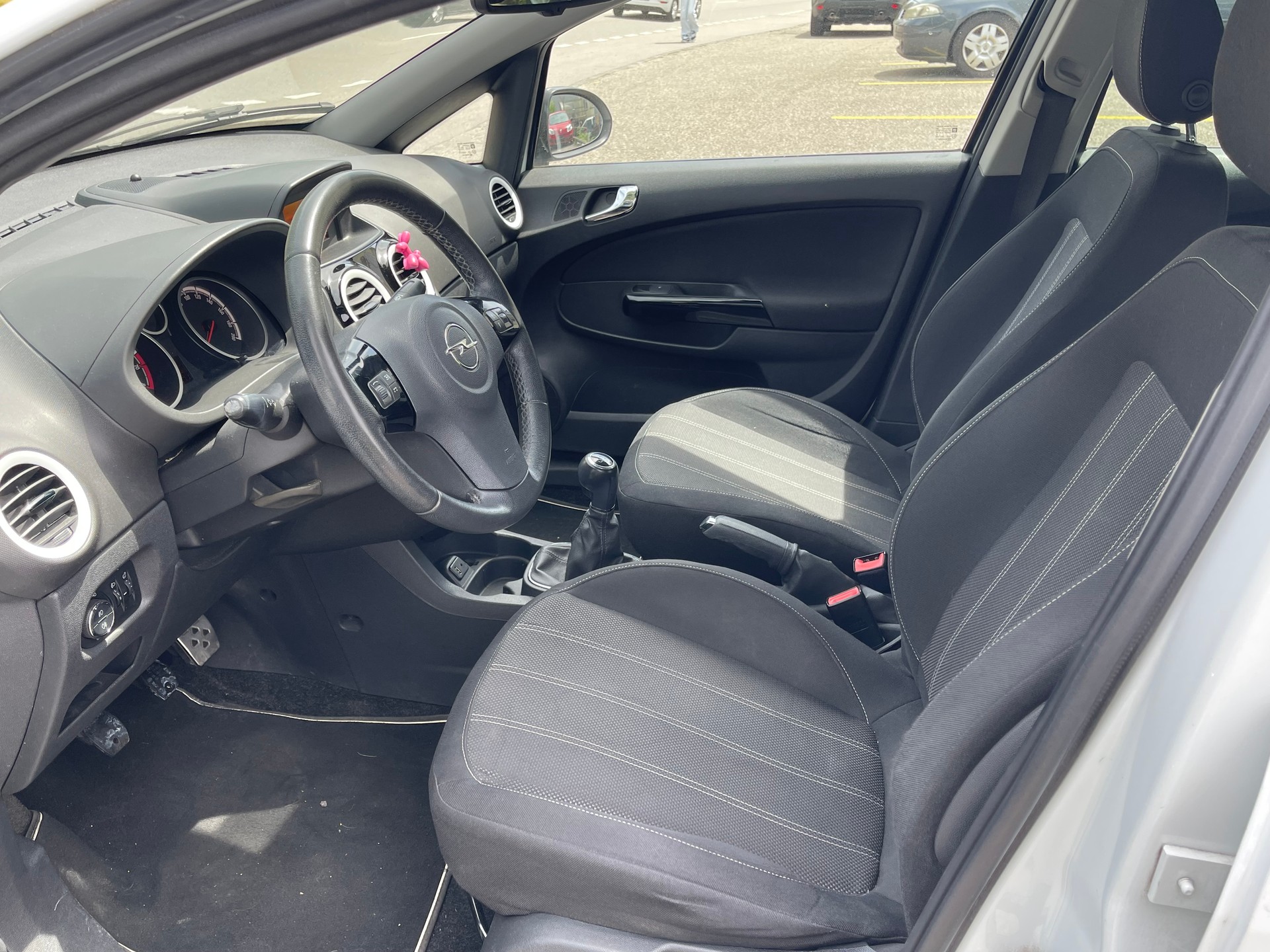 OPEL Corsa 1.4 TP Anniversary Edition-image-7