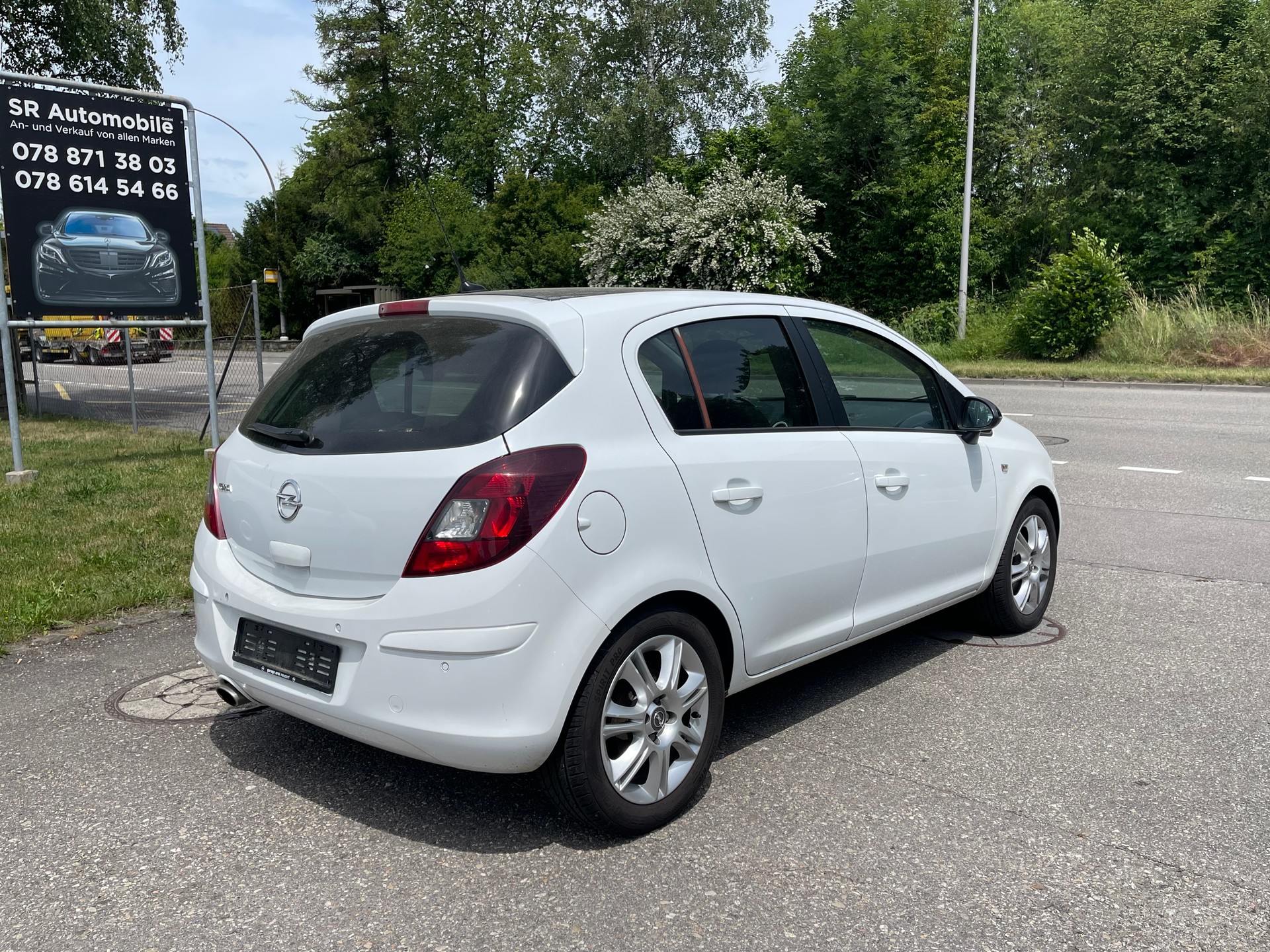 OPEL Corsa 1.4 TP Anniversary Edition-image-4
