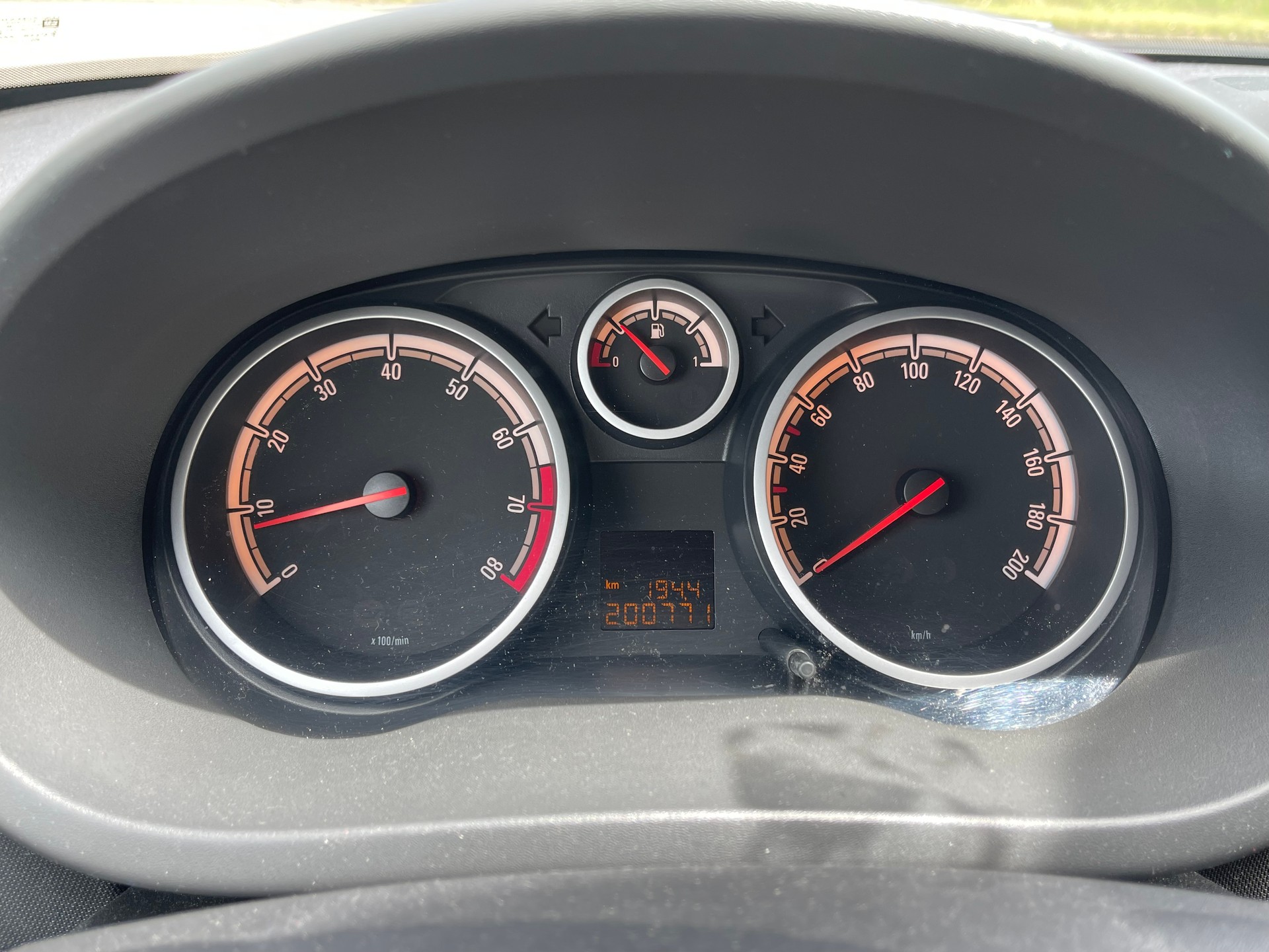 OPEL Corsa 1.4 TP Anniversary Edition-image-11